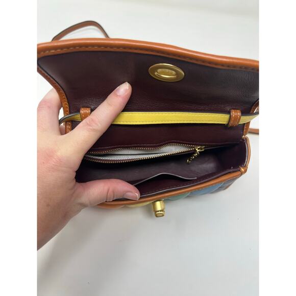 Coach Turnlock Clutch 20 with Rainbow Quilting C4700 Leather Crossbody - Picture 8 of 8